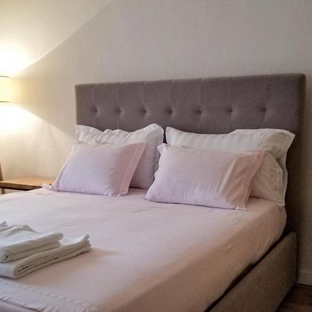 Spacious And Cozy Apartment - Ajia Apartment Тирана Экстерьер фото